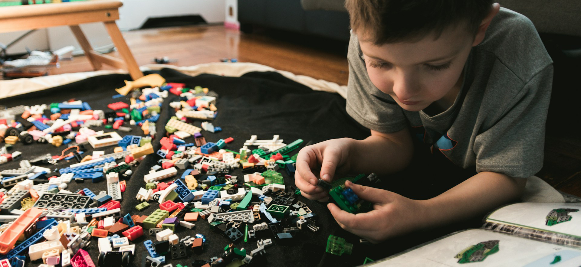 What LLMs Can't Guess